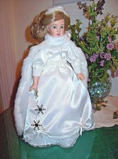 Danbury Mint Porcelain Storybook "Snow Queen" With Coa
