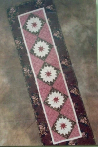 Flower Garden runner paper piecing quilt pattern *A13 - Picture 1 of 3