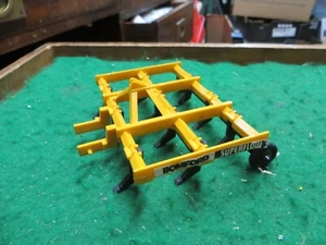 VINTAGE BRITAINS FARM BOMFORD SUPERFLOW CULTIVATOR TRACTOR ATTACHMENT 9561 1/32 - Picture 1 of 7