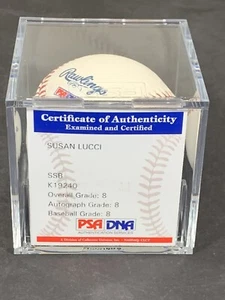 The Finest, Susan Lucci Autograph Vintage MLB Baseball PSA Grade 8 Ball Grade 8 - Picture 1 of 5