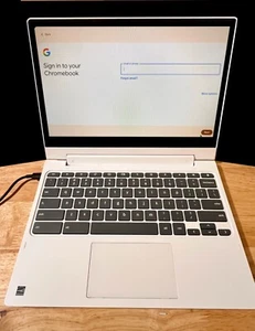 Lenovo Chromebook C330 [4GB/32GB] [C330-81HY] [2-in-1 Device] [Used / Tested] - Afbeelding 1 van 6