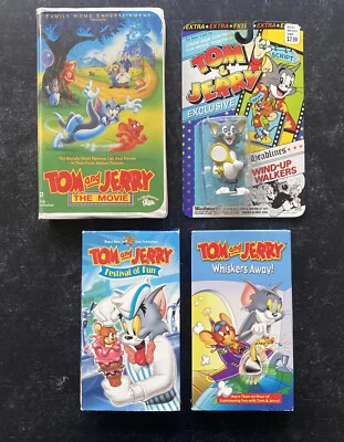 Tom and Jerry, 3x VHS Tape Lot w/ Collectible Figure Warner Bros. Family Ent. - Image 1 of 4