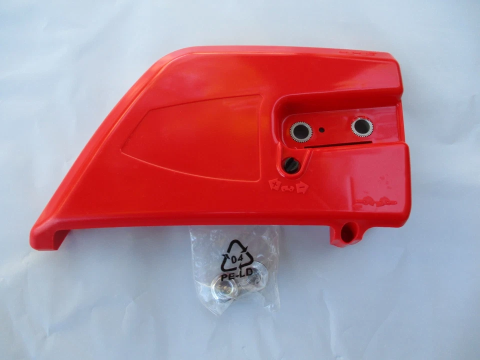 CUBIERTA CADENA MOTOSIERRA HOMELITE + TUERCAS BARRA - Pieza descontinuada Foto 1 de 1