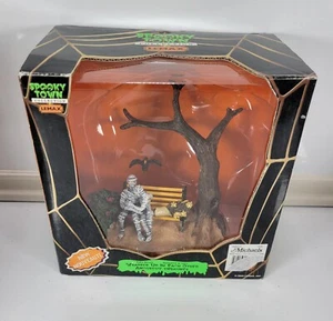 LEMAX SPOOKY TOWN Collection WRAPPED UP IN EACH OTHER #83662 HALLOWEEN - Picture 1 of 6