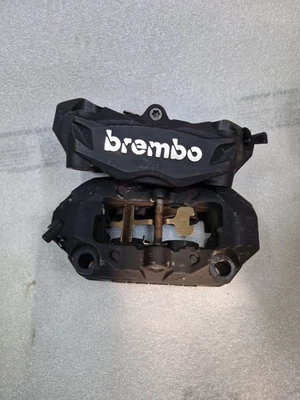 Pinzas de freno delanteras Bmw R 1200 R Ninet 2014-2019R\h n.º OEM 20B691 / 20B692  Foto 1 de 4