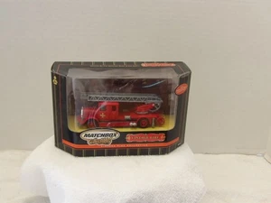 MATCHBOX MODELS OF YESTERYEAR MERCEDES BENZ VINTAGE FIRE TRUCK - Picture 1 of 6