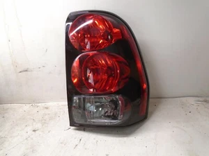 Luz trasera derecha Chevy Trailblazer 2002-2009 TYC - Imagen 1 de 17