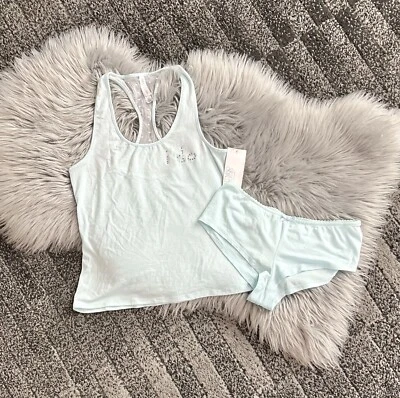 Conjunto de regata e calcinha para dormir de noiva. Noiva. Solteira. Bridal Getting Ready - Imagem 1 de 2