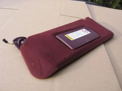 👉95-99 GM GMC CHEVY TAHOE SUBURBAN YUKON ГРУЗОВИК ОСВЕЩЕННЫЙ СОЛНЦЕЗАЩИТНЫЙ КОЗЫРЕК СЛЕВА - БОРДОВЫЙ - Изображение 1 из 4