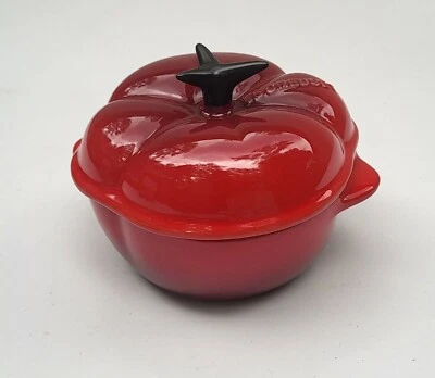 Cocotte de tomate de gres Le Creuset - Colección Harvest - 8 oz - Cerise - Nuevo en caja Foto 1 de 4