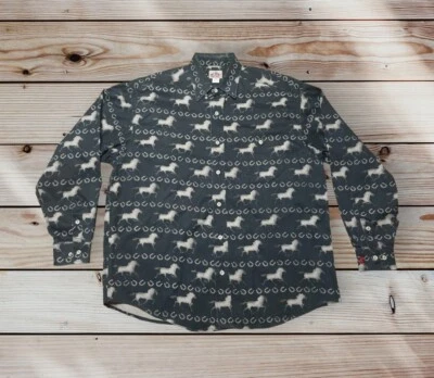 Camisa con botones de mosca de granero de colección caballos herraduras estampado por todas partes para hombre mediana usada en excelente estado Foto 1 de 4