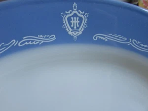 1 (ONE) CORNING PYREX HILTON 9 1/2" PLATTER - Picture 1 of 5