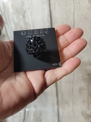 Guess Лос-Анджелес черный на черный кольцо со стразами размер 8 - Изображение 1 из 4