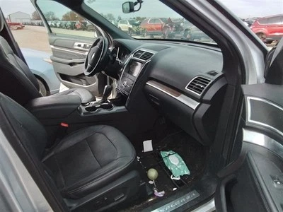 Bolsa de aire inferior derecha para la rodilla del pasajero delantero Ford Explorer 2013-2019 Foto 1 de 4