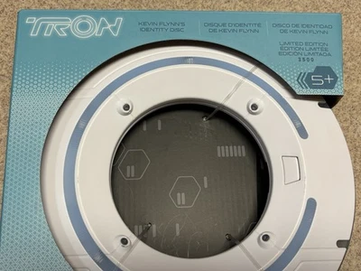 迪士尼乐园 2025 TRON 限量版凯文·弗林身份光盘 * 新抵达 — 第 1/4 张图片
