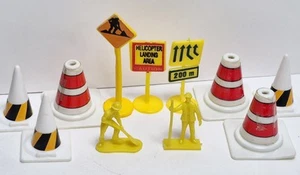 Plastic Road Construction Workers Yellow 2 Figures, 3 Sign, 5 Cones, Replacement - Picture 1 of 16