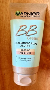 GARNIER BB Cream SKIN NATURALS CLASSIC MEDIUM Hyaluronic Acid -Aloe -All in 1 - Picture 1 of 3