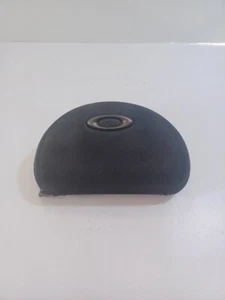 Oakley Sunglasses Black Hard Clam Shell Zipper Lenses Case In Great Condition - Picture 1 of 8