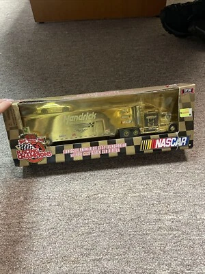 Racing Champions 1:64 Nascar  Diecast Transporter Truck Car Buckshot Jones #00 - Image 1 of 3