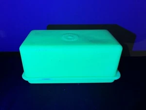 McKee Glass uranium Custard 1.5 Pound Butter Dish - Picture 1 of 8