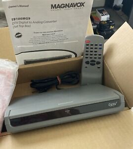 Magnavox DTV Digital To Analog TV Converter Box With Remote Model TB100MG9