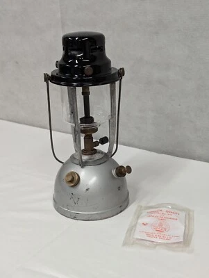 British Army - Military - MOD - Willis & Bates M320 Vapalux Lamp Lantern - Image 1 of 4