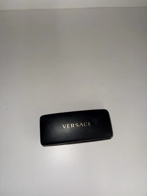 Очки солнцезащитные мужские Versace VE4307 имеют черную ацетатную оправу с серыми линзами. - Изображение 1 из 4