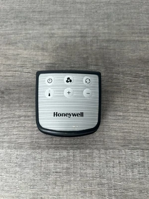 Honeywell Black & Silver Wireless 6-Button Remote Control For Tower Fan HYF260 - Image 1 of 3