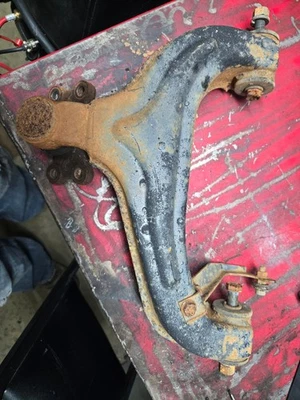 89-98 SUSPENSIÓN TRASERA BRAZO CONTROL RÓTULA DIFERENCIAL SUZUKI SIDEKICK TRACKER Foto 1 de 4