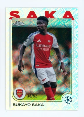Tarjeta Arsenal 2024-25 Bukayo Saka Topps Cromo Topps Fractor Refractor 38/52 Foto 1 de 3