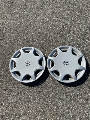 Tapacubos originales Toyota Camry 1992 a 1996 14 pulgadas cubiertas de rueda Foto 1 de 4