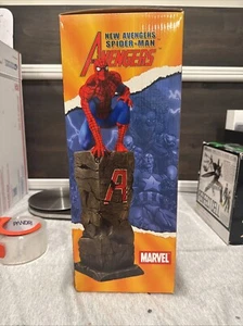 Diamond Select Nuevo Vengadores Spider-Man ESTATUA ARTE ASILO 262/2500 - Imagen 1 de 2