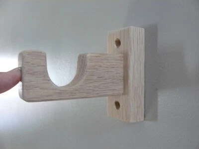 Oak wall hugger brackets - Image 1 of 4