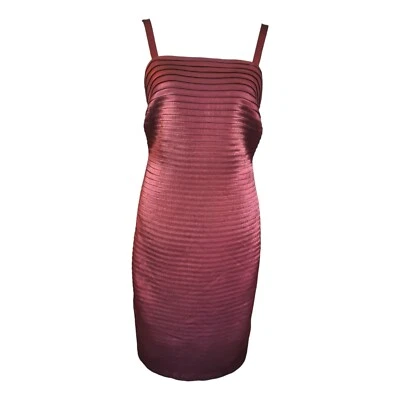Vestido ajustado plisado metálico borgoña R&M Richards Reino Unido 10 | Fiesta Noche Midi Foto 1 de 4