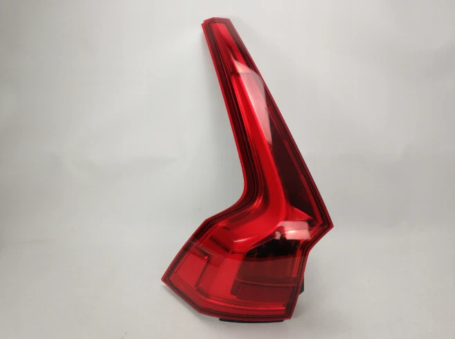 Volvo V90 LHR Lamp 32293876 - Image 1 of 1