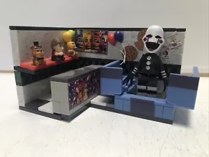 McFarlane RARISSIMO giocattolo ORIGINALE Five Nights at Freddy’s #12681 angolo premi - Foto 1 di 9