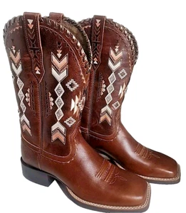 Botas de Vaquero Ariat Round Up Skyler Western Para Mujer Talla 6.5 B Puntera Cuadrada (T117) - Imagen 1 de 19