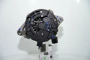 BOSCH Lichtmaschine Generator 90A Toyota Yaris 1,0 VVT-i Benziner - Picture 1 of 5
