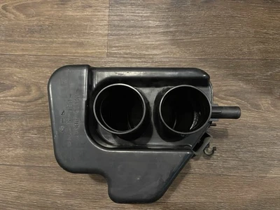 Lexus ES300 1999-2001 filtro de admisión de aire filtro resonador caja 17893-20040 fabricante de equipos originales Foto 1 de 4