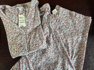 Charter Club Pajama Set, Floral Shirt & Capri Pants, 2 pc Woman XXL, 2XL $35 NWT - Picture 1 of 6