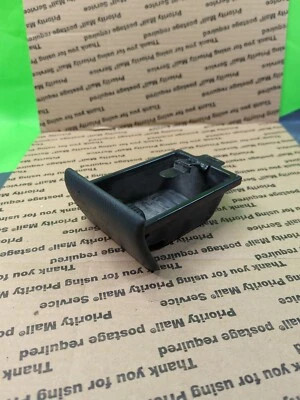 2001 GMC Sierra 2500 Ashtray Assembly  - Image 1 of 4