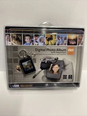 Innovage Digital LCD Photo Album Keychain 8MB USB Recharge 1.4in High Res - NEW! - Image 1 of 4