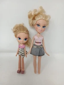 Muñecas sueltas Bratz World Familyz Cloe & Her Sister Sonya 2001 - Imagen 1 de 13