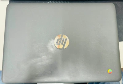 HP Chromebook 11-v001na 1- Celeron N3060 1.6GHz -4GB DDR3 - 16GB eMMC ***DEAD*** - Image 1 of 2