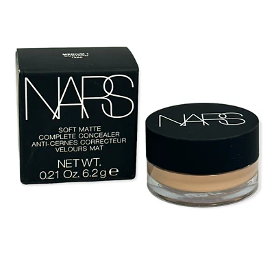Corrector Completo Mate Suave NARS *Mediano 1 Natillas* 0.21oz./6.2g NUEVO EN CAJA Foto 1 de 2