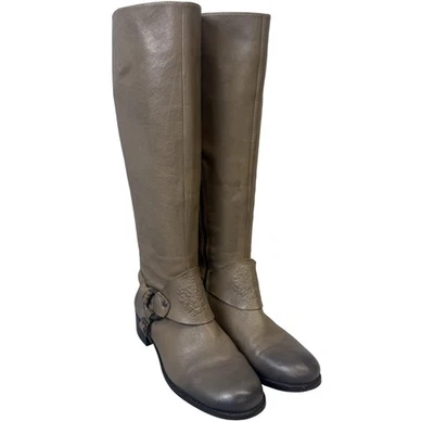 Botas Vince Camuto para mujer talla 8,5 cuero topo arnés de equitación escudo alto Foto 1 de 4