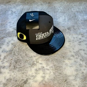 Nike Oregon Ducks 2013 Fiesta Bowl Snapback Gorra Brillo Bill Logo Completo - Nuevo con Etiquetas - Imagen 1 de 9