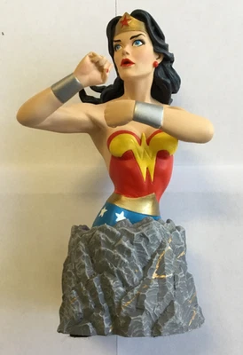 Mini Busto Limitado DC Direct 5 1/8" WONDER WOMAN The Amazon Princess DC Universe Foto 1 de 4