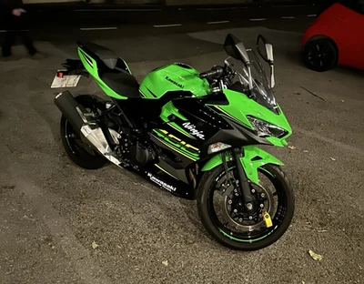 Kawasaki Ninja 400 - Image 1 of 4