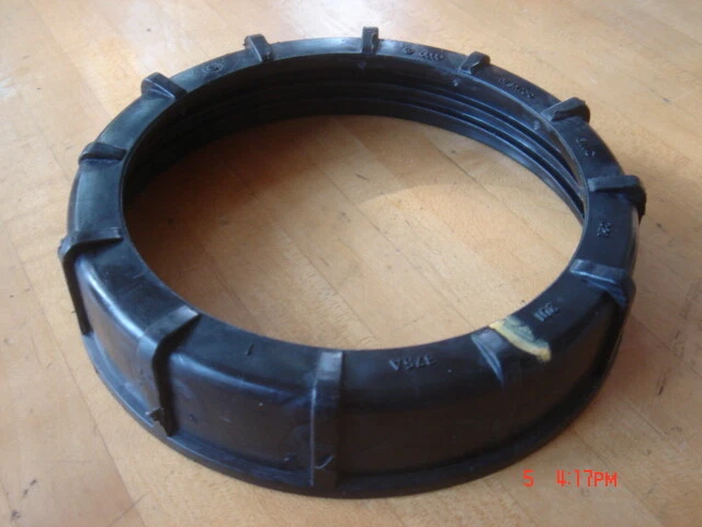 Bomba de combustível/conjunto de envio de fabricante de equipamento original Volkswagen/Audi anel de bloqueio apenas para carros a gasolina - Imagem 1 de 1